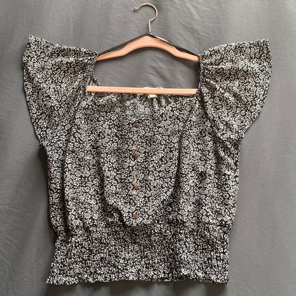 Black & White Floral Ruffle Shirt